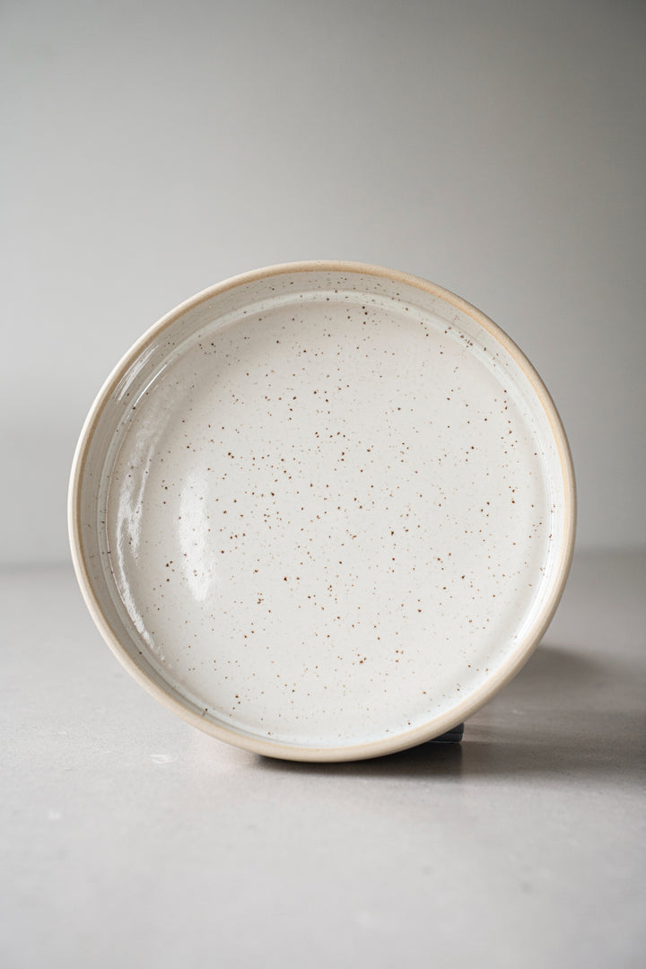 Tide of Glaze rimmed plate 